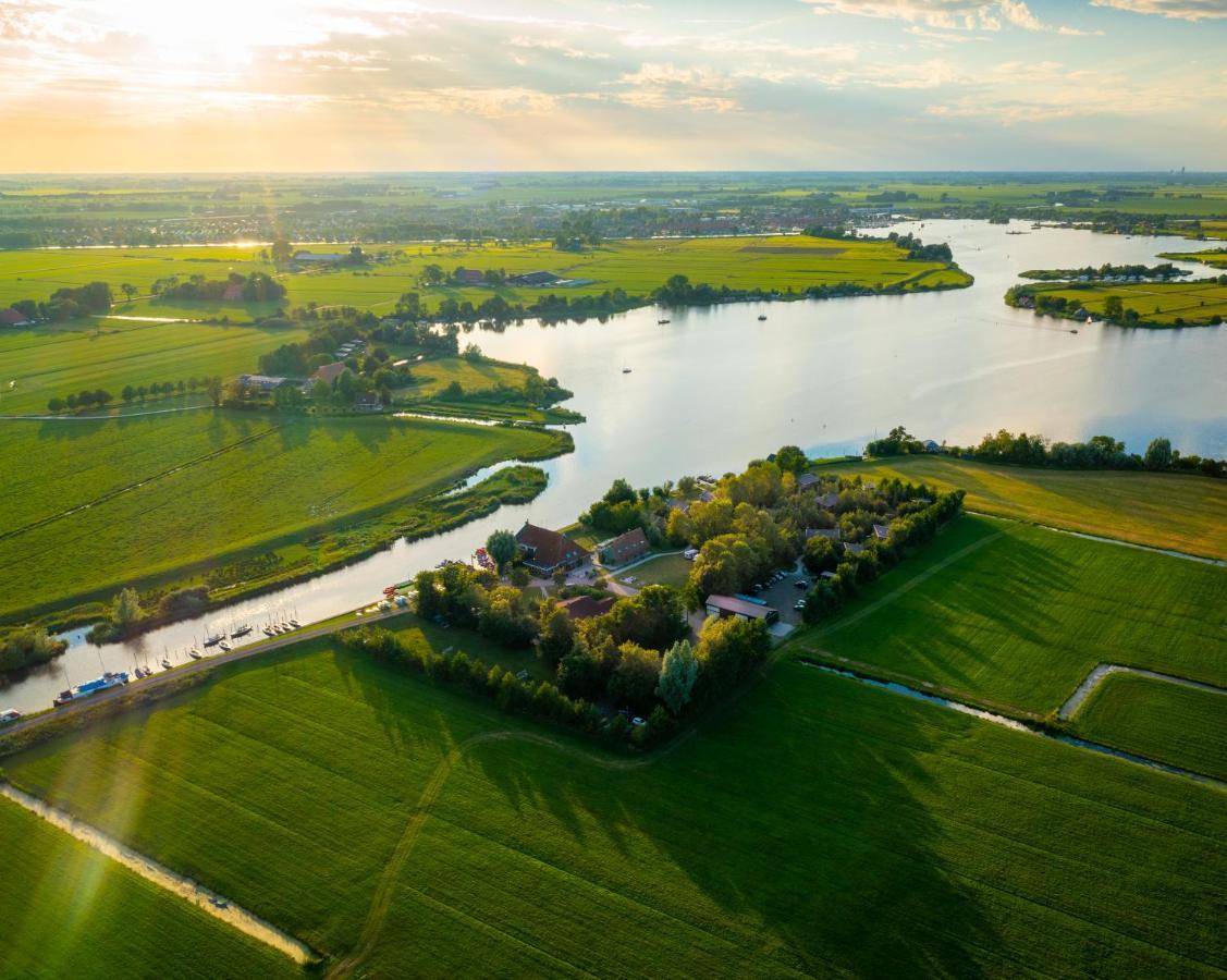 Pean-Buiten Waterlodges Nes  Eksteriør bilde