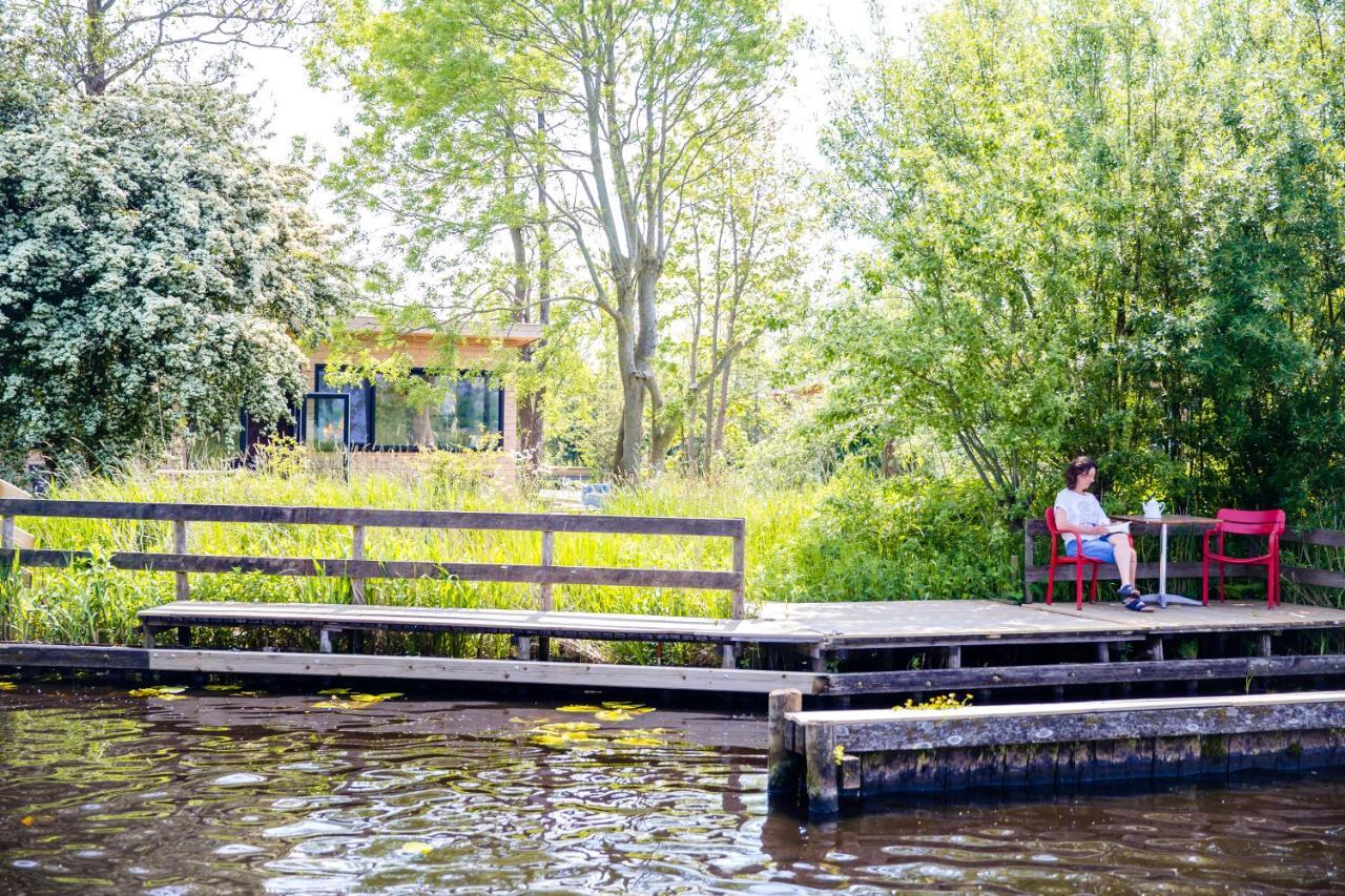 Pean-Buiten Waterlodges Nes  Eksteriør bilde